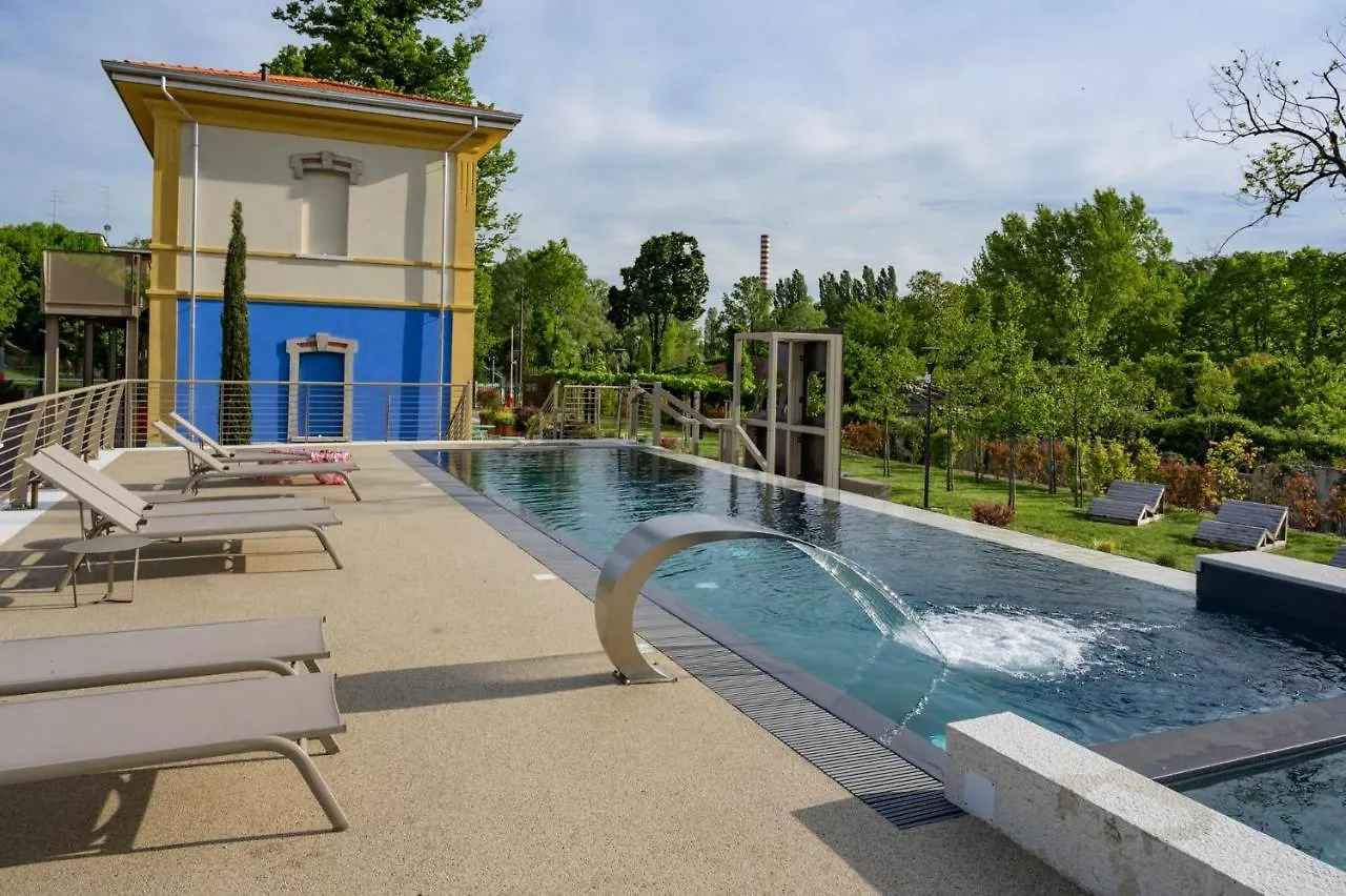 Borgo Stazione Bike Inn Valeggio sul Mincio 4*,  Italy